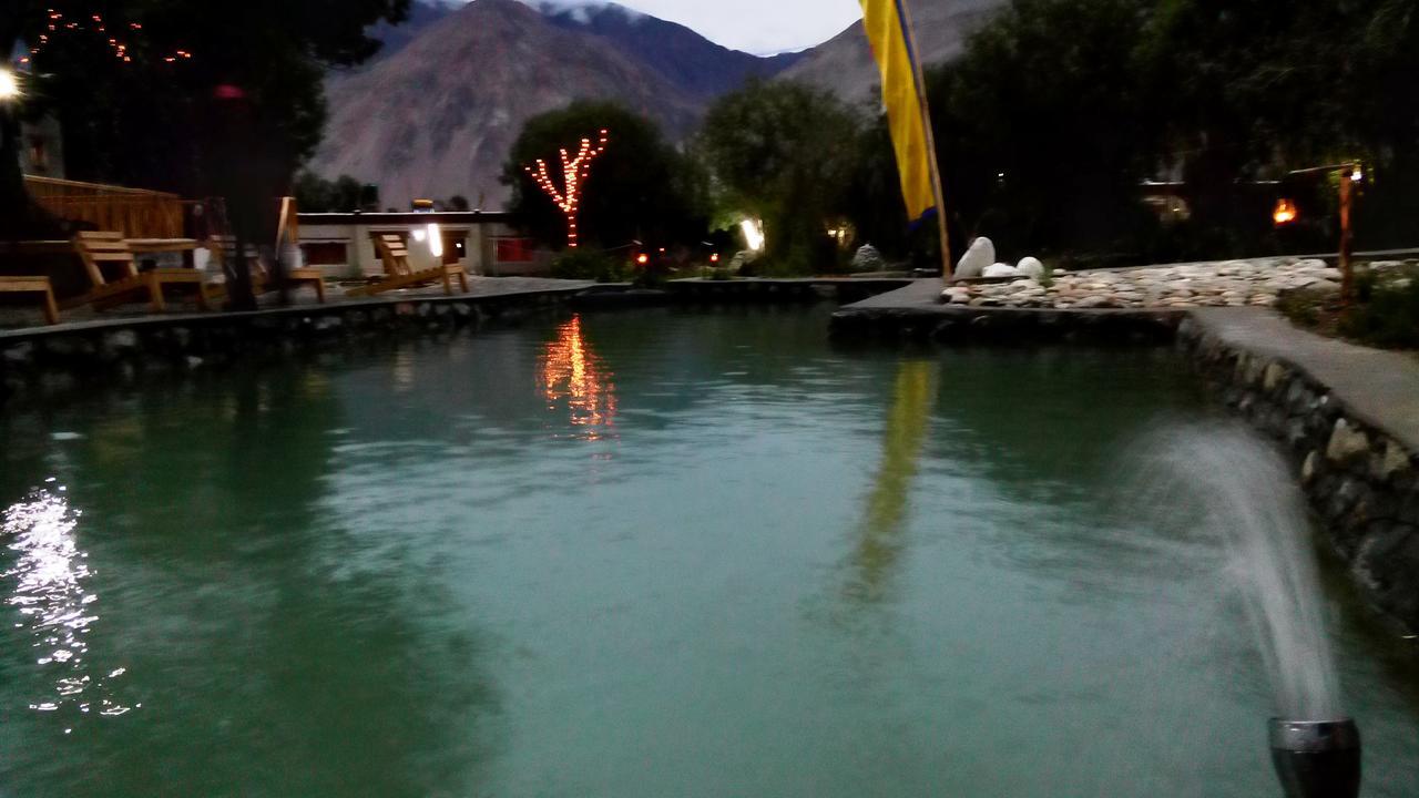 Lotus Eco Resort Hundar Bagian luar foto