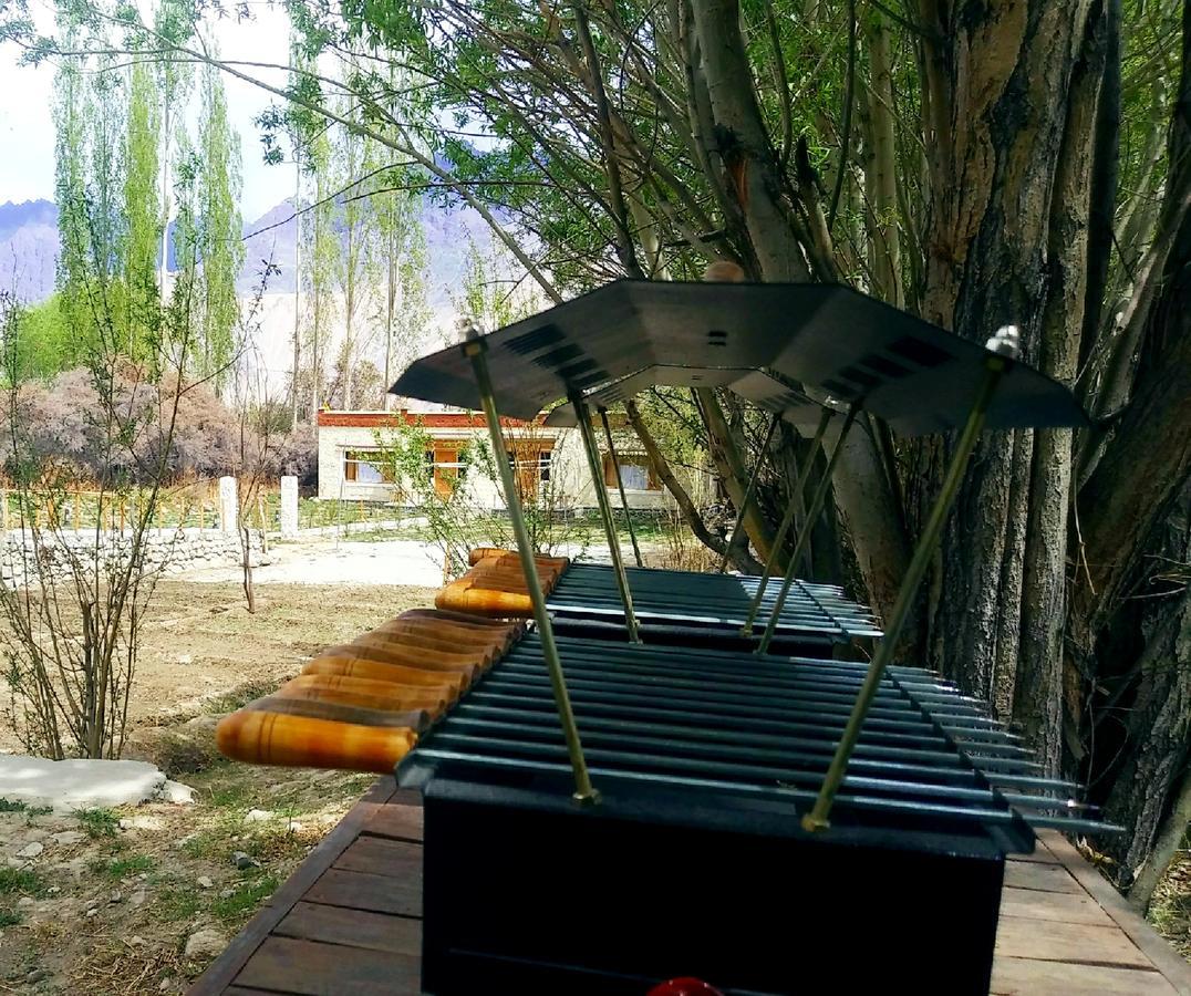 Lotus Eco Resort Hundar Bagian luar foto