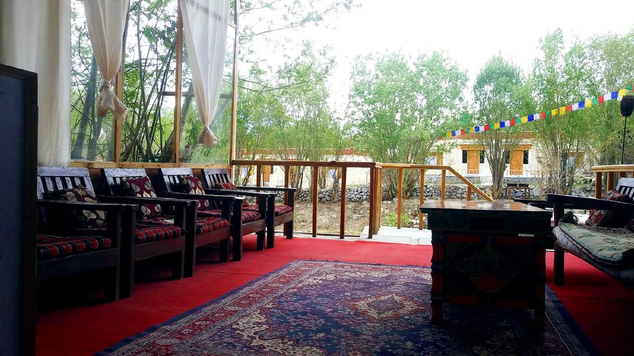 Lotus Eco Resort Hundar Bagian luar foto